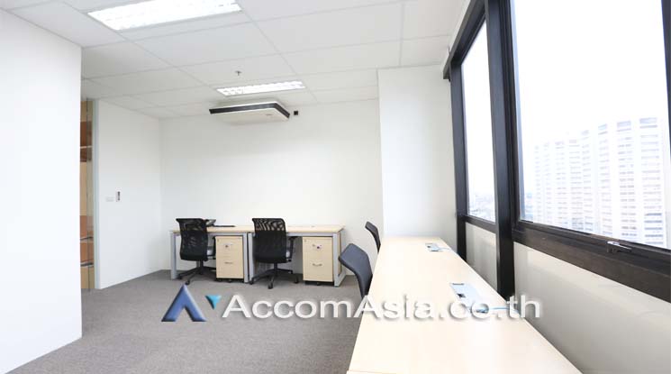  1  Office Space For Rent in Sukhumvit ,Bangkok BTS Ekkamai at Meticulous AA15942